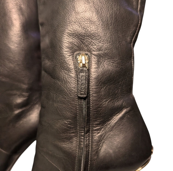 Gucci Black Leather Knee-High Stiletto Boots - Picture 2 of 6